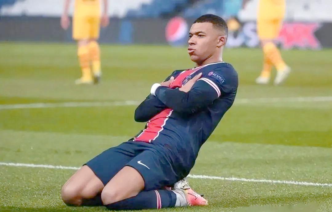 爱游戏官方首页包含姆巴佩连续十场比赛得分超过挺进下一轮，西班牙队挑战极限！的词条